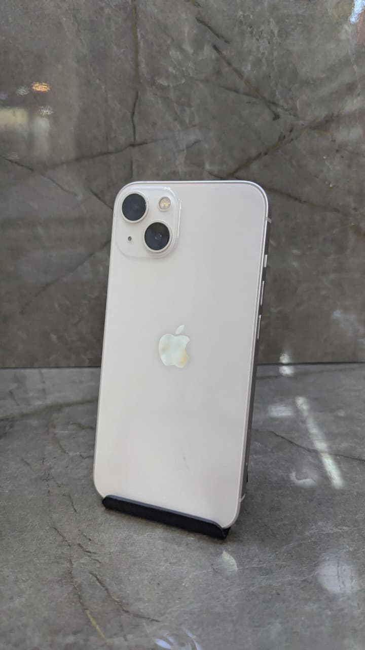 i Phone 13 (Star Light)