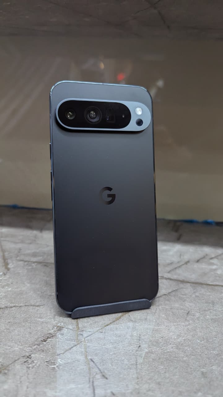 Pixel 9 Pro XL (Gray)